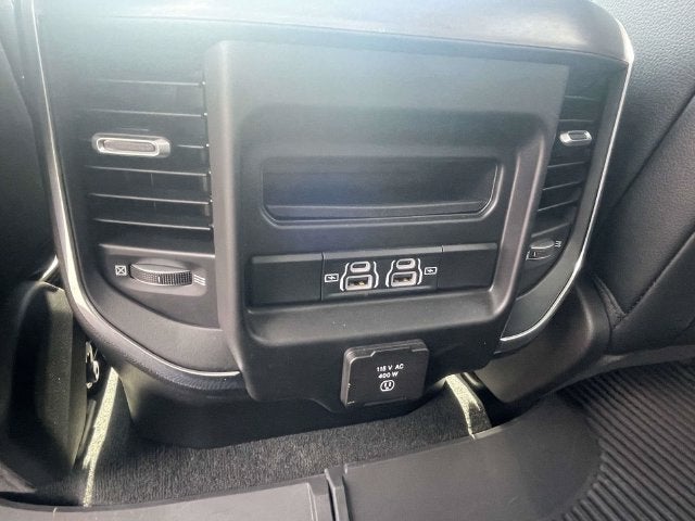 2021 RAM 1500 Laramie Crew Cab 4x2 5'7" Box