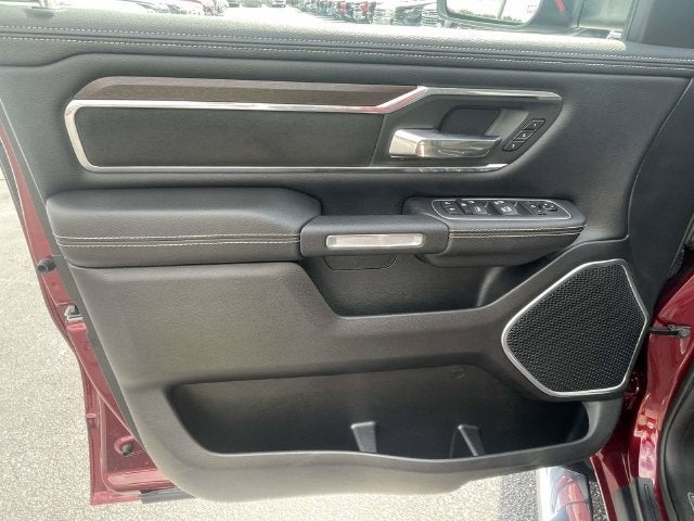2021 RAM 1500 Laramie Crew Cab 4x2 5'7" Box