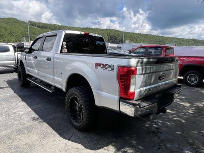 2017 Ford Super Duty F-250 SRW Lariat
