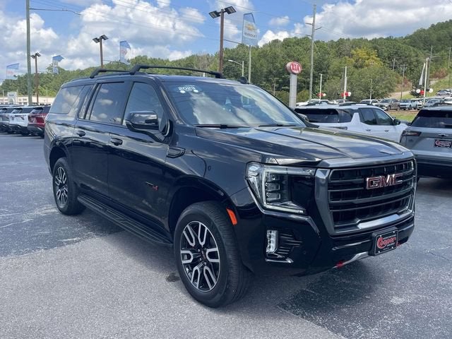 2023 GMC Yukon XL AT4