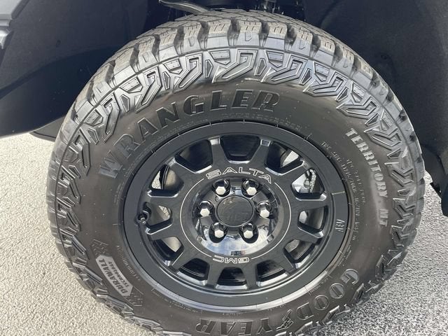 2024 GMC Sierra 1500 AT4X