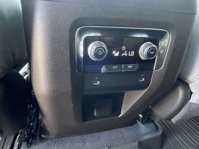 2022 GMC Yukon SLE