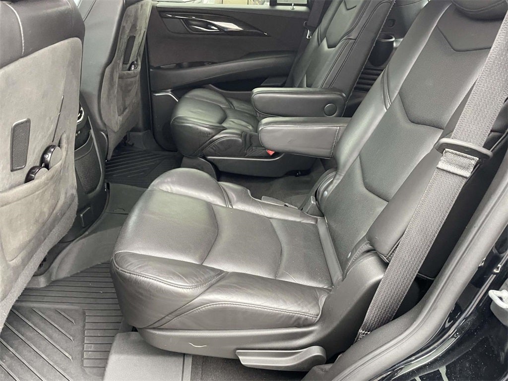 2020 Cadillac Escalade Platinum Edition