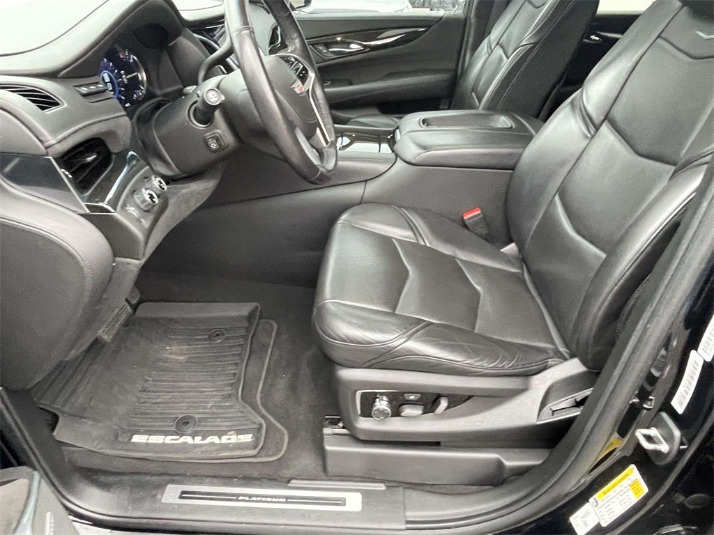 2020 Cadillac Escalade Platinum Edition