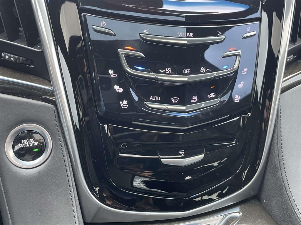 2020 Cadillac Escalade Platinum Edition