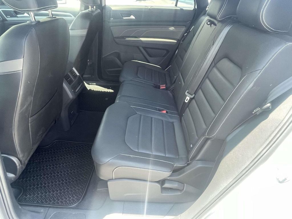 2023 Volkswagen Atlas Cross Sport 3.6L V6 SEL Premium R-Line