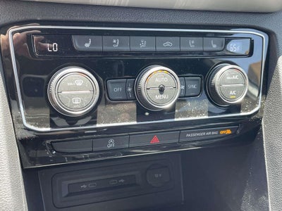 2023 Volkswagen Atlas Cross Sport 3.6L V6 SEL Premium R-Line