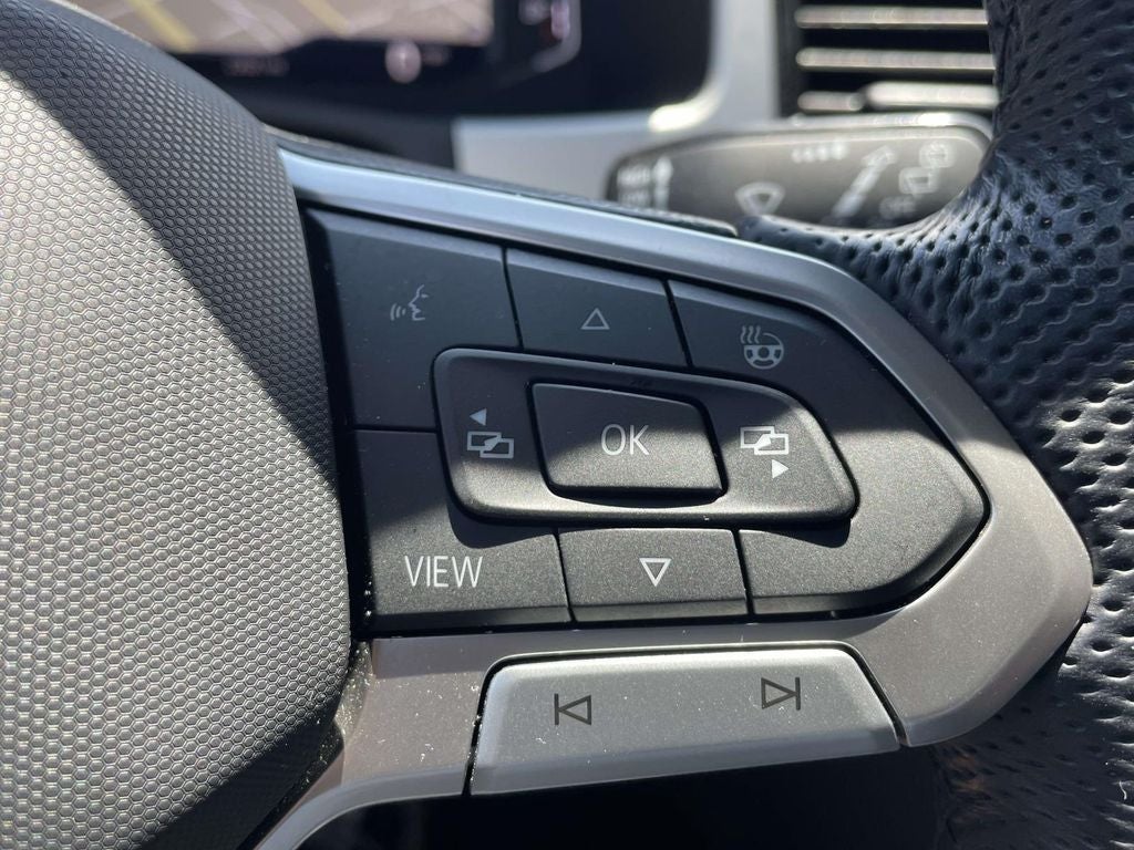 2023 Volkswagen Atlas Cross Sport 3.6L V6 SEL Premium R-Line