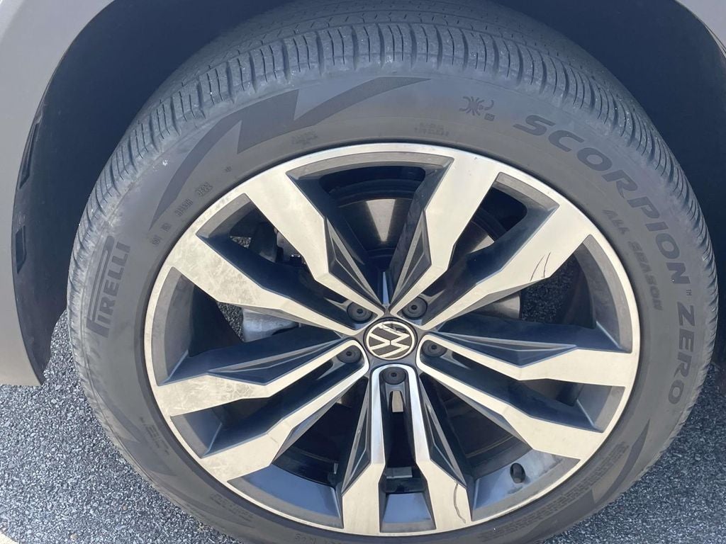 2023 Volkswagen Atlas Cross Sport 3.6L V6 SEL Premium R-Line