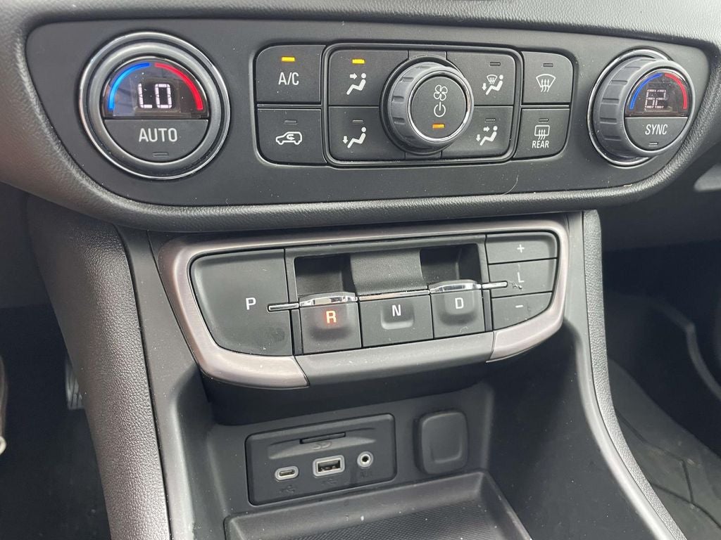2022 GMC Terrain AT4