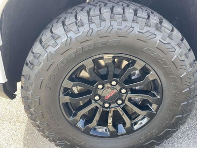 2023 GMC Sierra 1500 AT4X