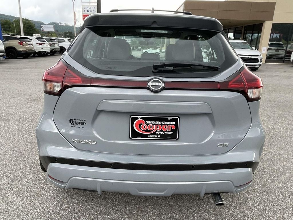 2023 Nissan Kicks SR