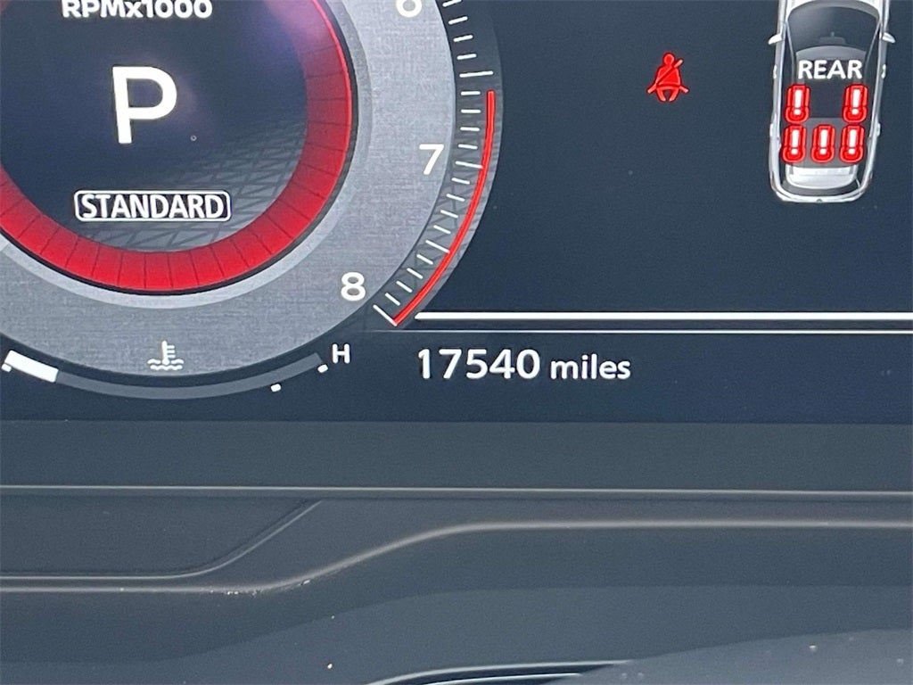 2024 Nissan Pathfinder Platinum