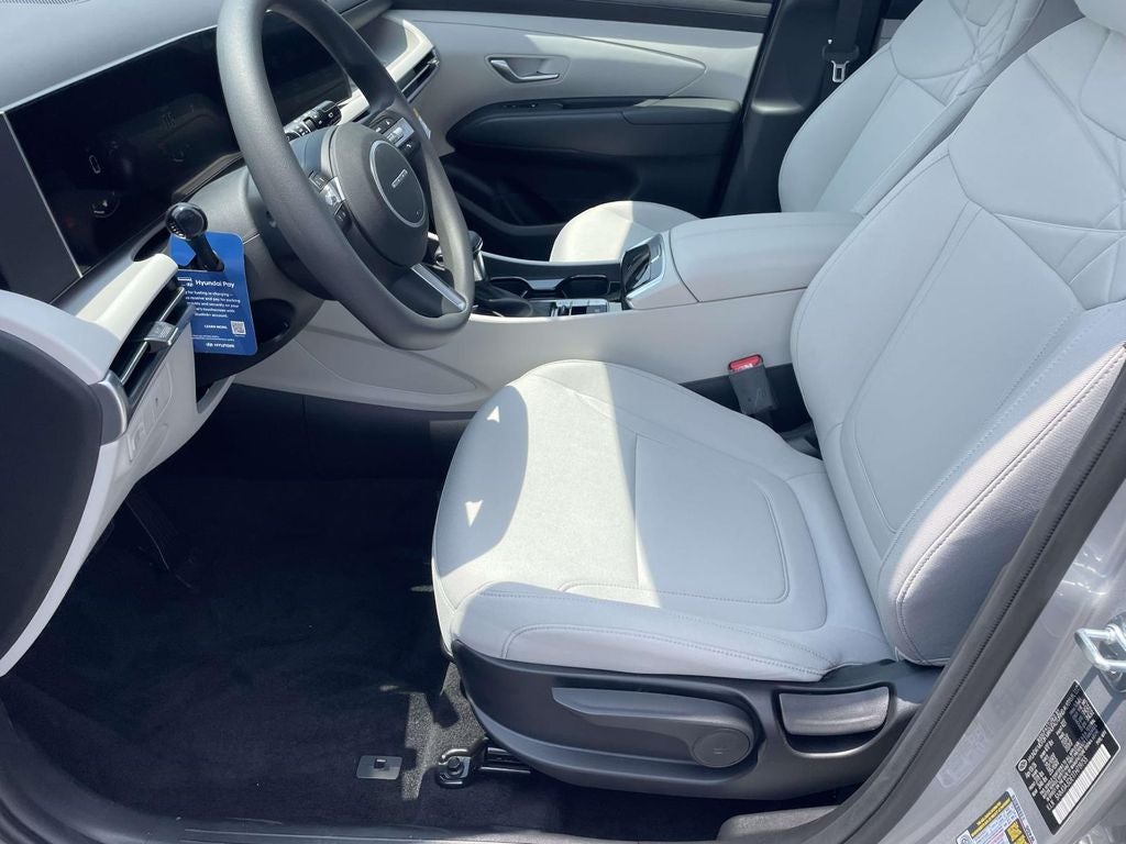 2026 Hyundai TUCSON SE FWD
