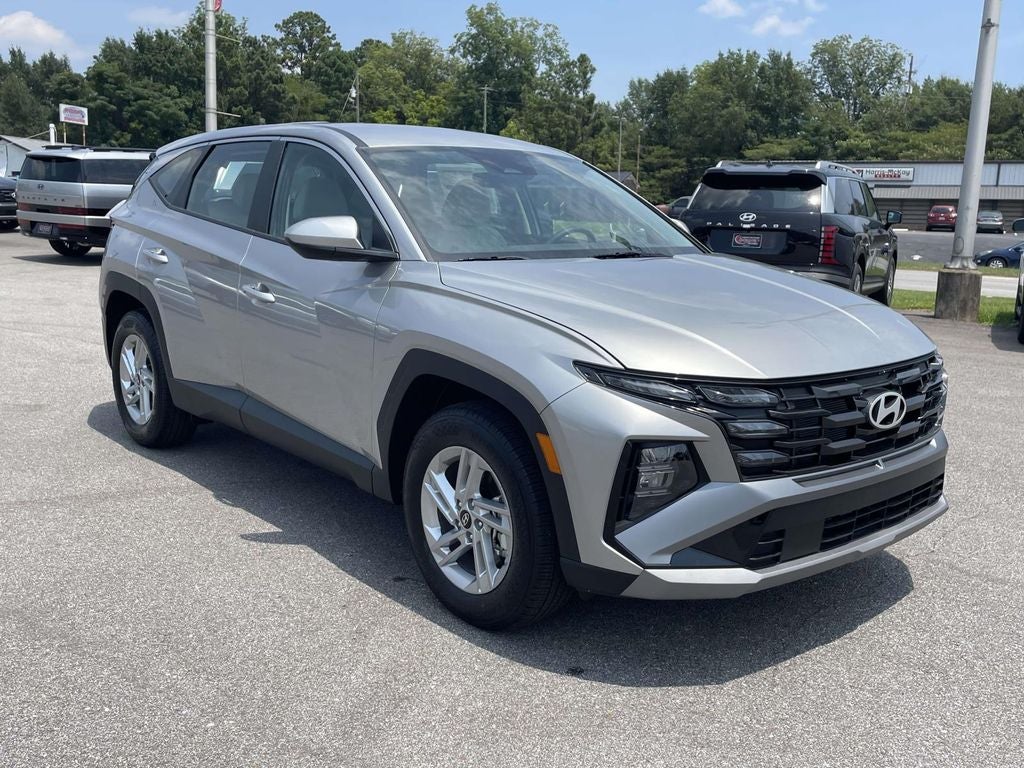 2026 Hyundai TUCSON SE FWD