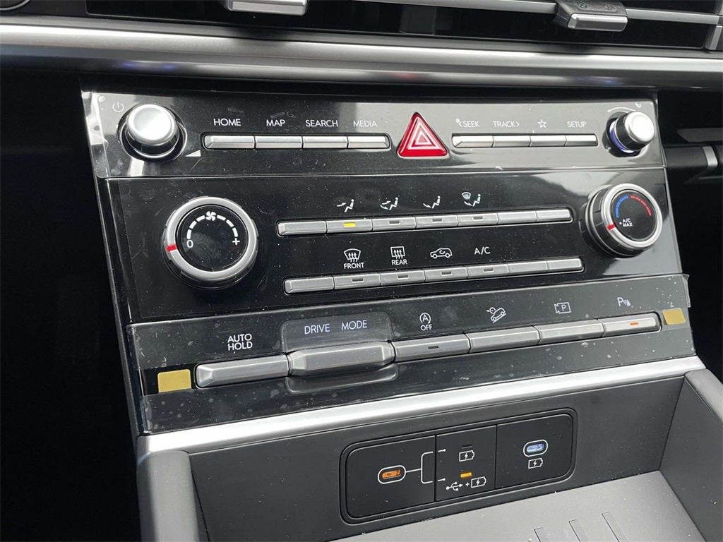 2025 Hyundai SANTA FE SE