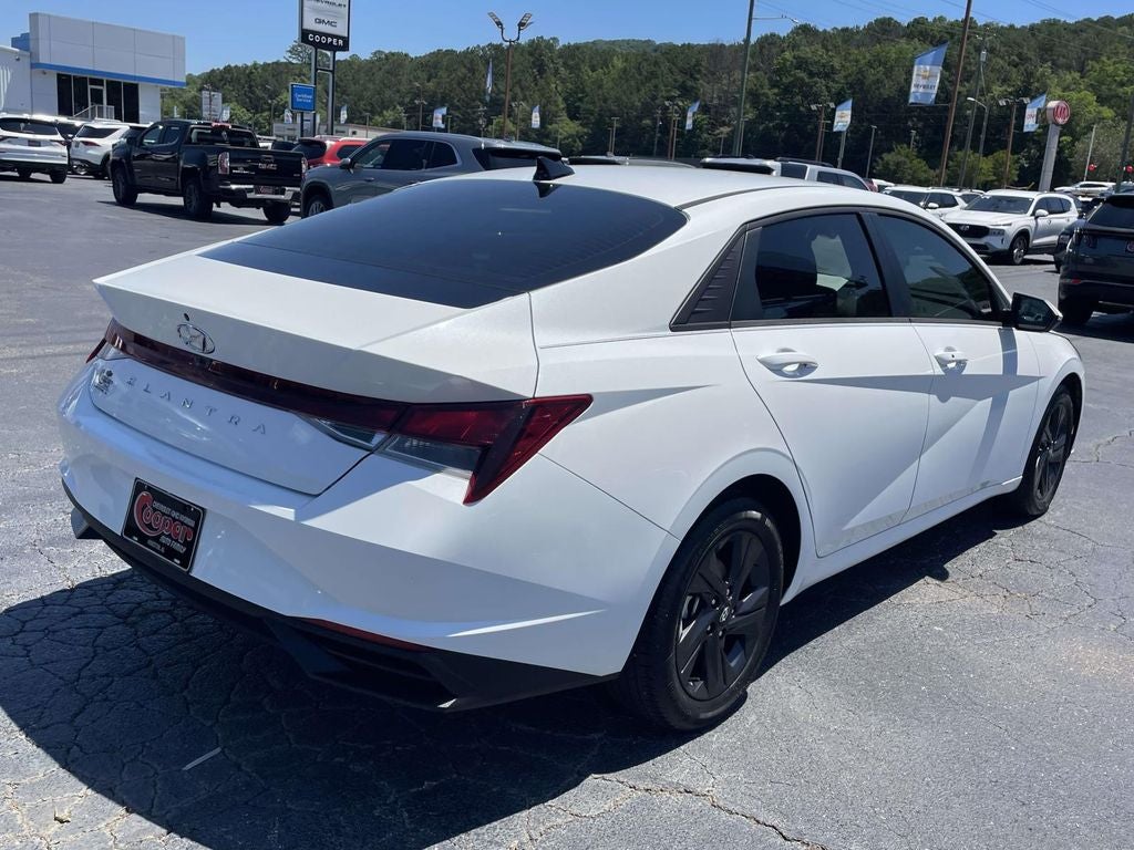 2021 Hyundai ELANTRA SEL