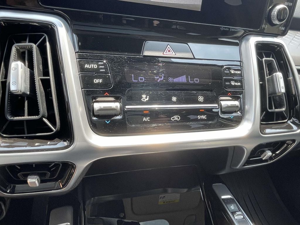 2022 Kia Sorento SX