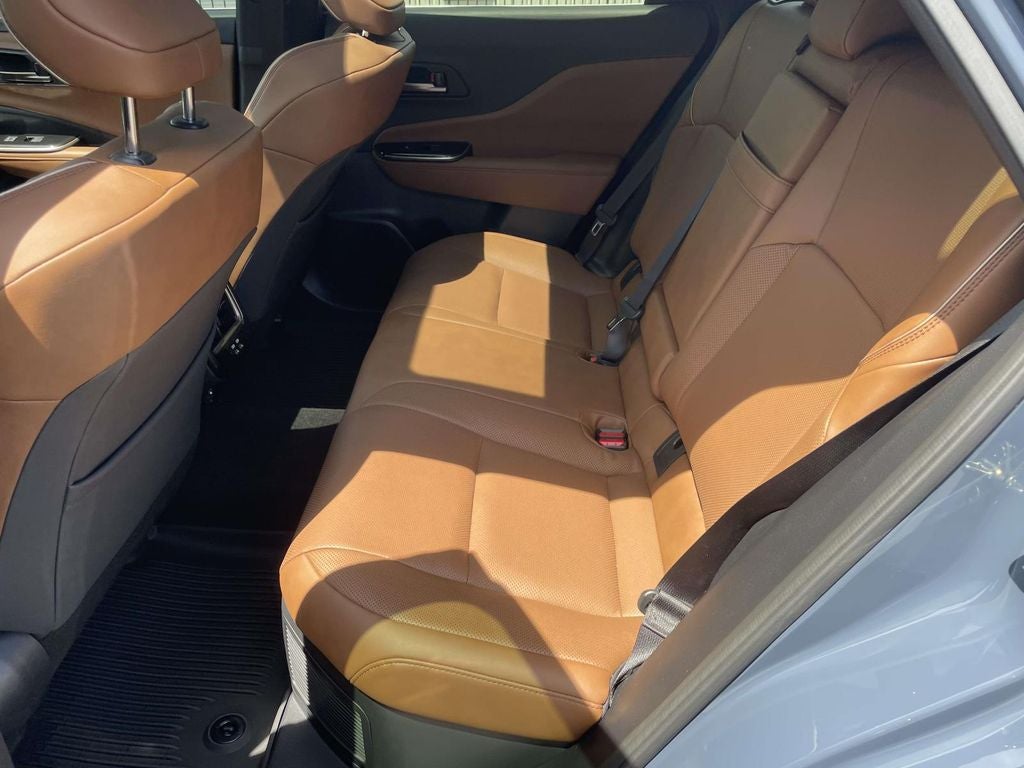 2025 Toyota Crown Signia Limited