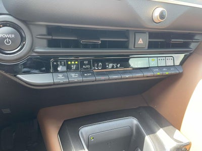 2025 Toyota Crown Signia Limited