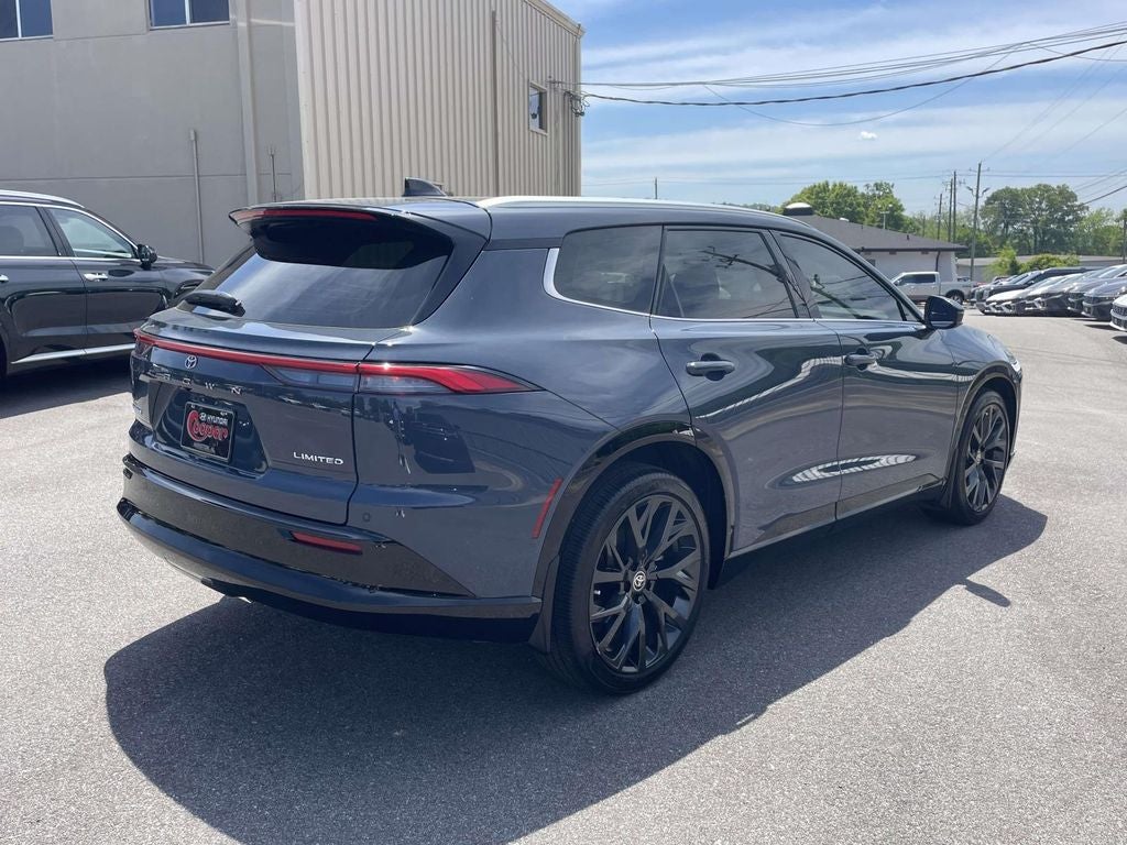 2025 Toyota Crown Signia Limited