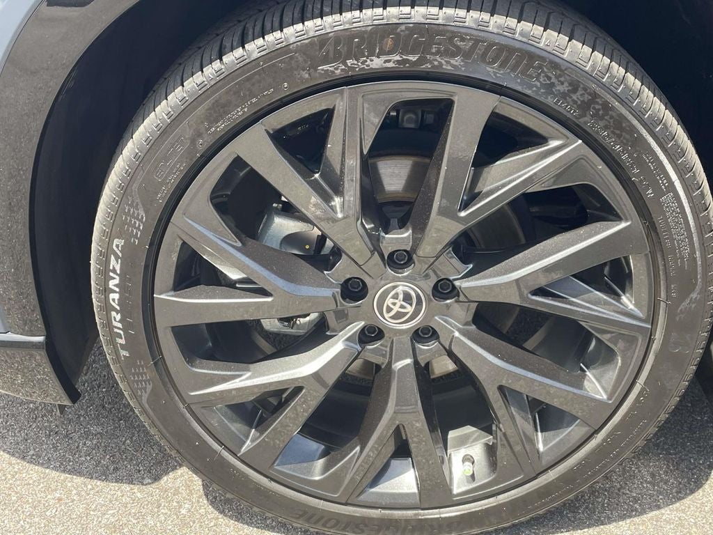 2025 Toyota Crown Signia Limited
