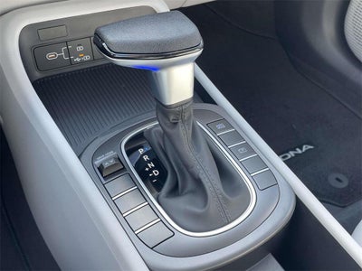 2026 Hyundai KONA SE FWD