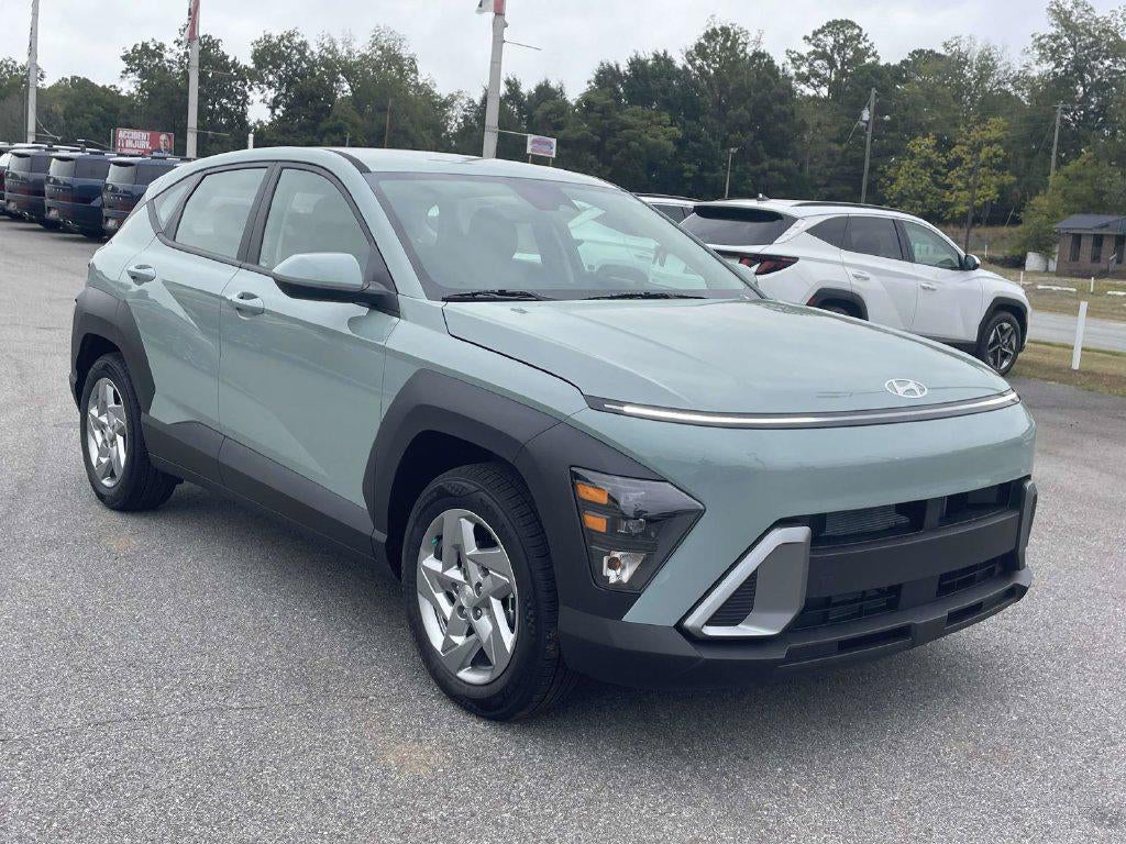 2027 Hyundai KONA SE FWD