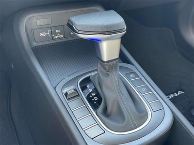 2026 Hyundai KONA SE FWD