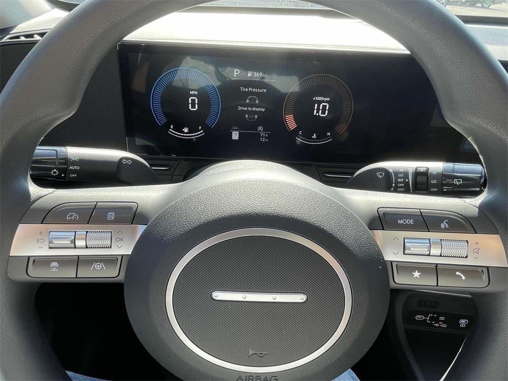 2026 Hyundai KONA SE FWD