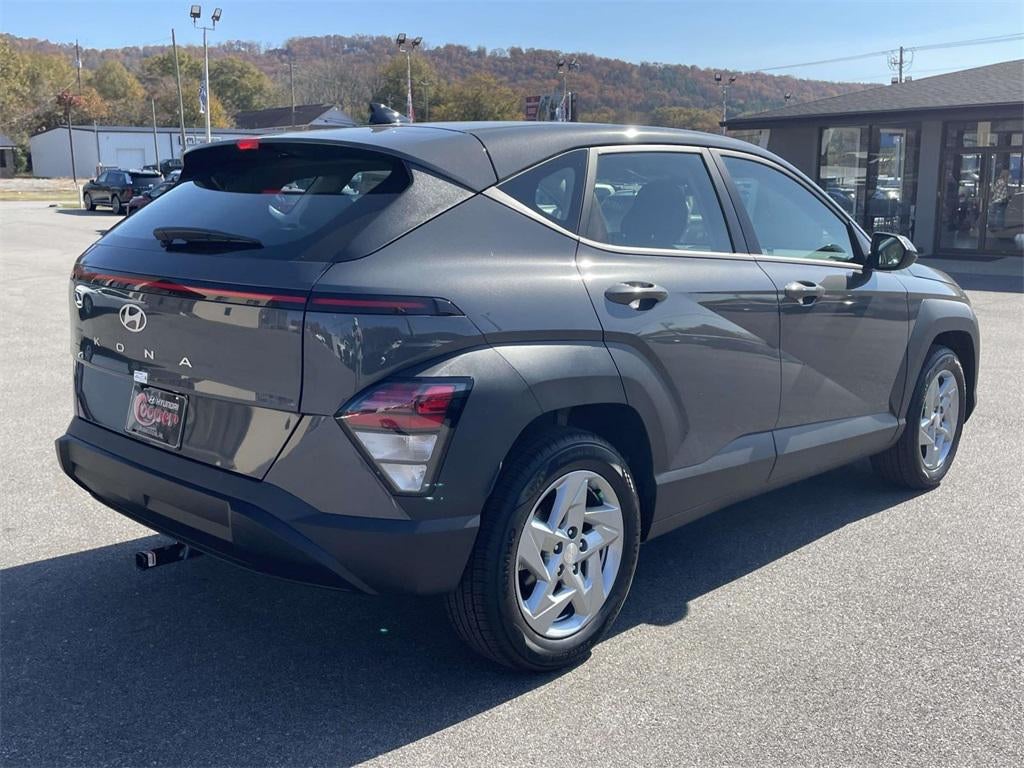 2026 Hyundai KONA SE FWD