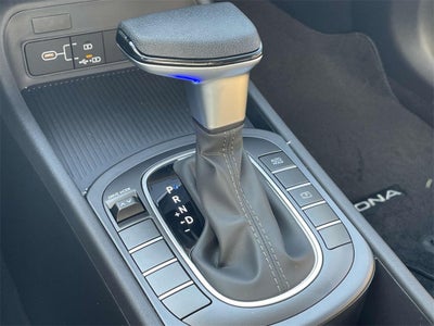 2026 Hyundai KONA SE