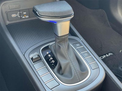 2026 Hyundai KONA SE FWD