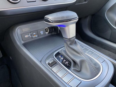 2026 Hyundai KONA SE FWD