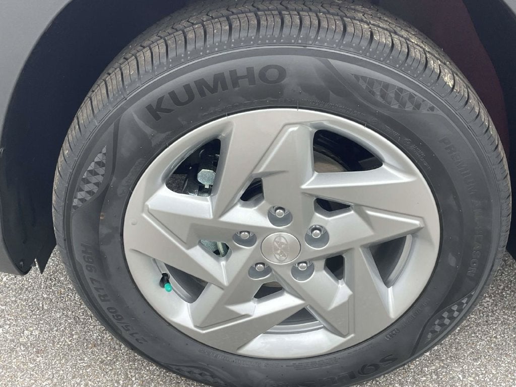 2027 Hyundai KONA SE FWD