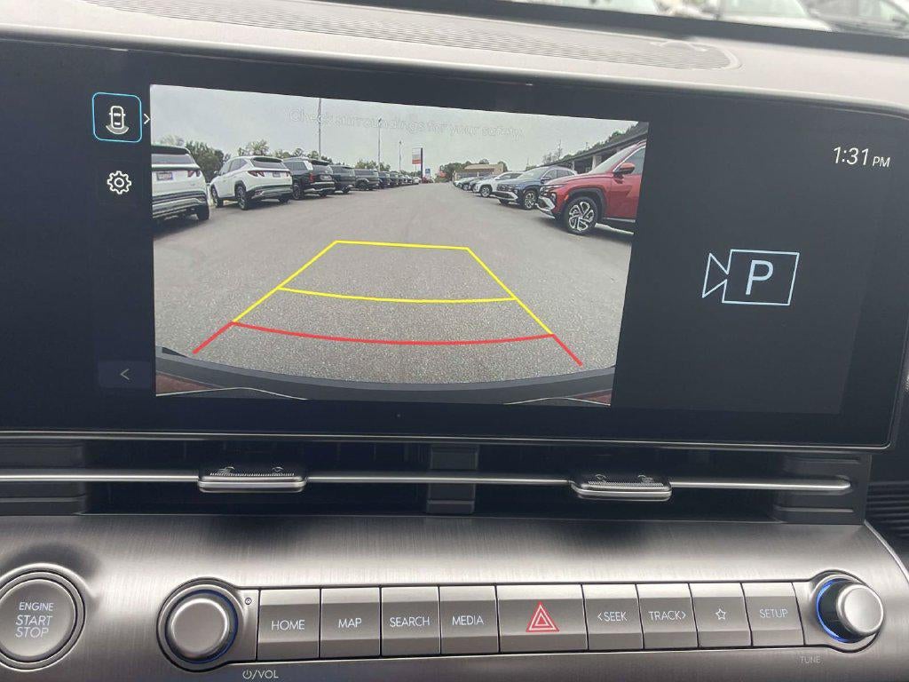 2027 Hyundai KONA SE FWD