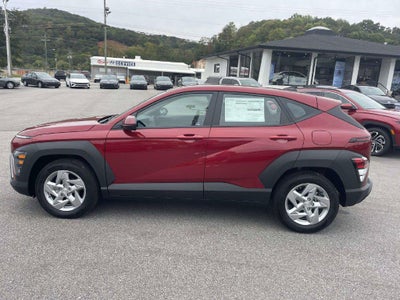 2027 Hyundai KONA SE FWD