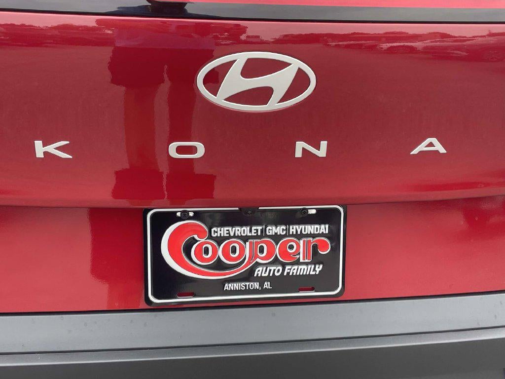 2027 Hyundai KONA SE FWD