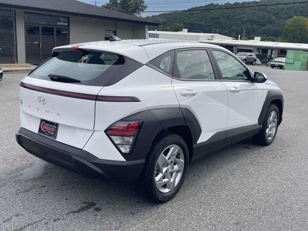 2026 Hyundai KONA SE FWD