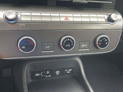 2027 Hyundai KONA SE FWD