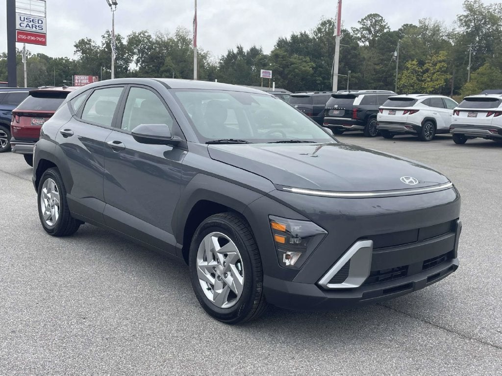 2027 Hyundai KONA SE FWD