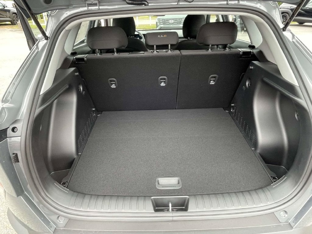 2027 Hyundai KONA SE FWD