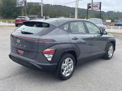 2027 Hyundai KONA SE FWD