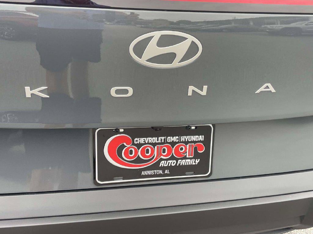 2027 Hyundai KONA SE FWD