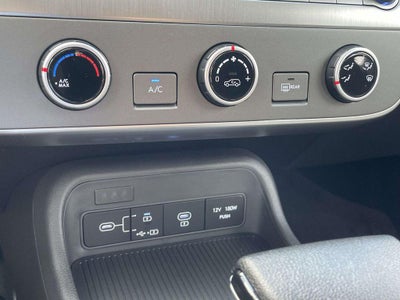 2026 Hyundai KONA SE FWD