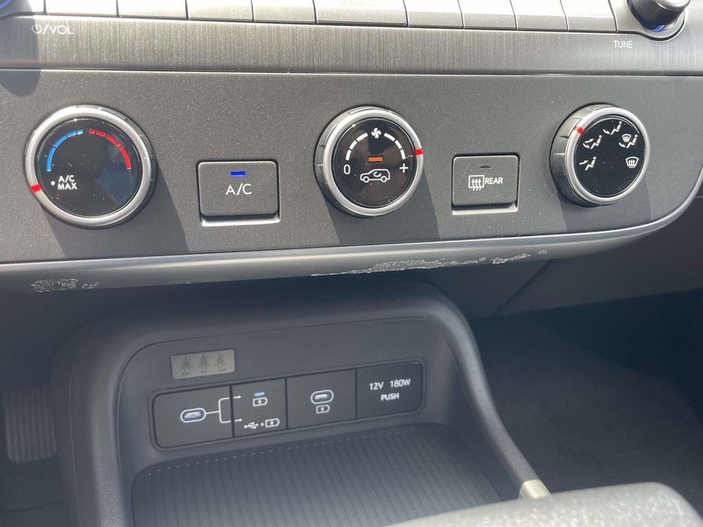 2027 Hyundai KONA SE FWD