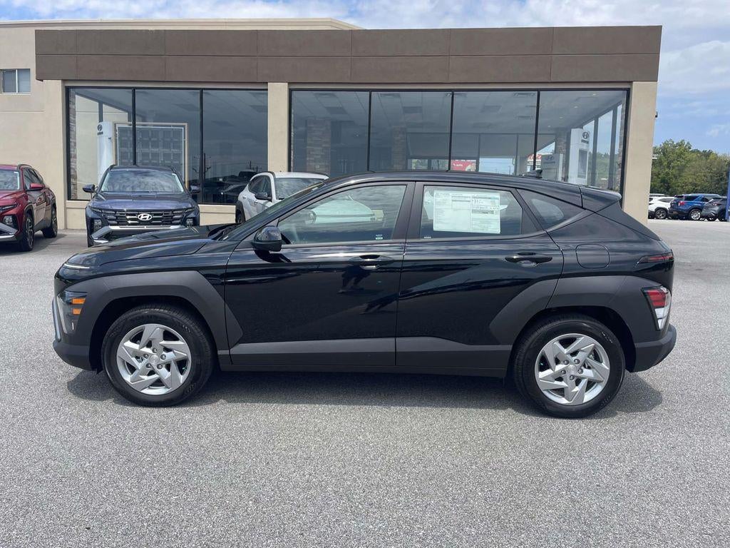 2027 Hyundai KONA SE FWD