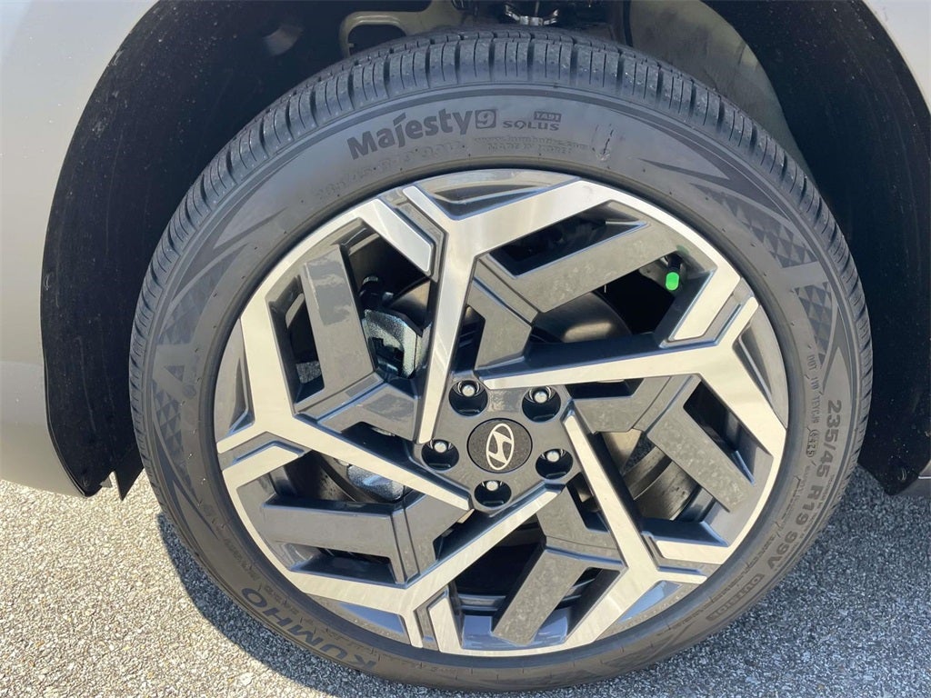 2026 Hyundai KONA SEL Premium FWD