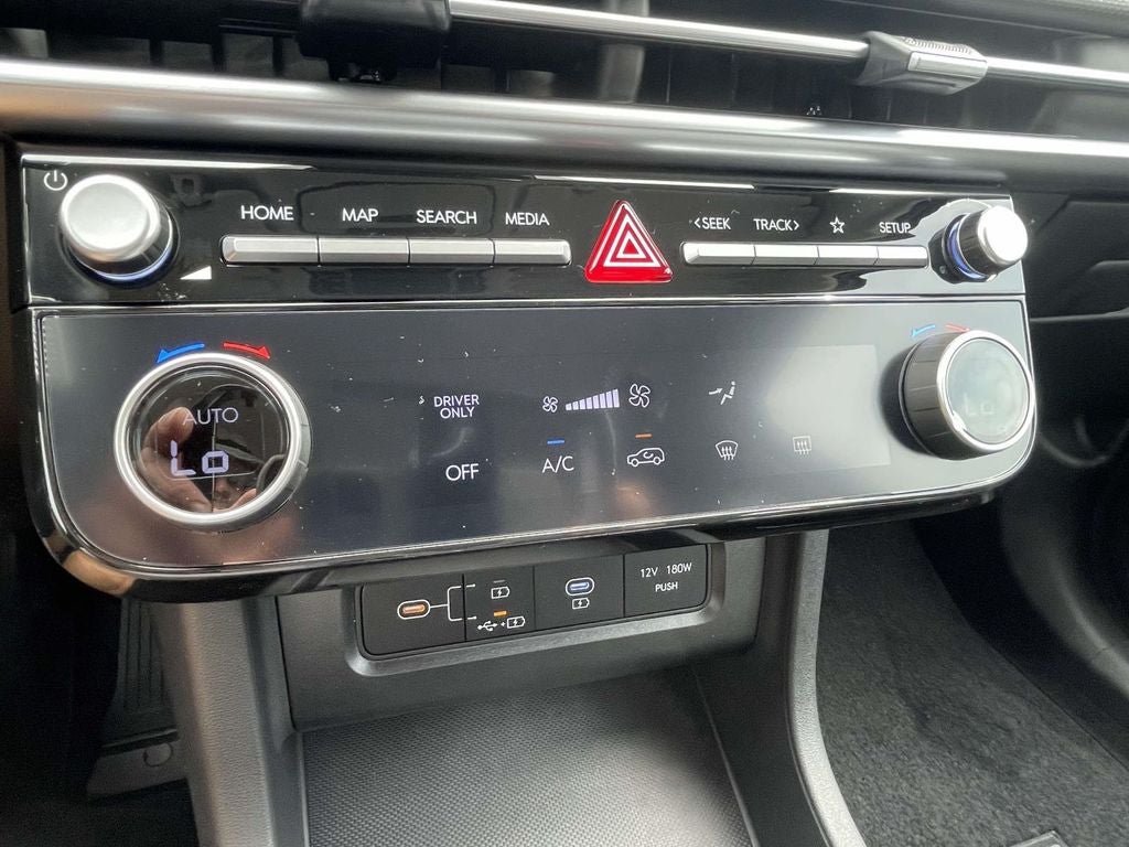 2026 Hyundai TUCSON HYBRID SE