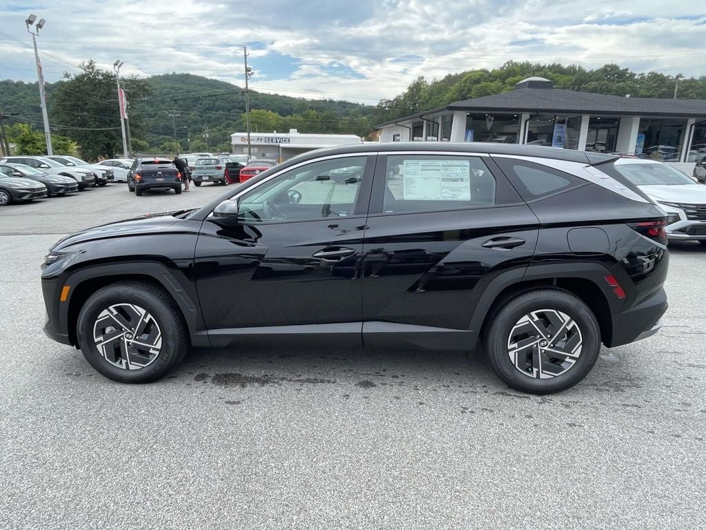 2026 Hyundai TUCSON HYBRID SE
